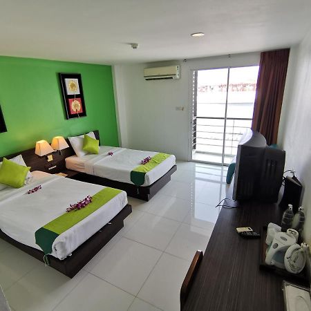 Phuket Twin Hotel מראה חיצוני תמונה