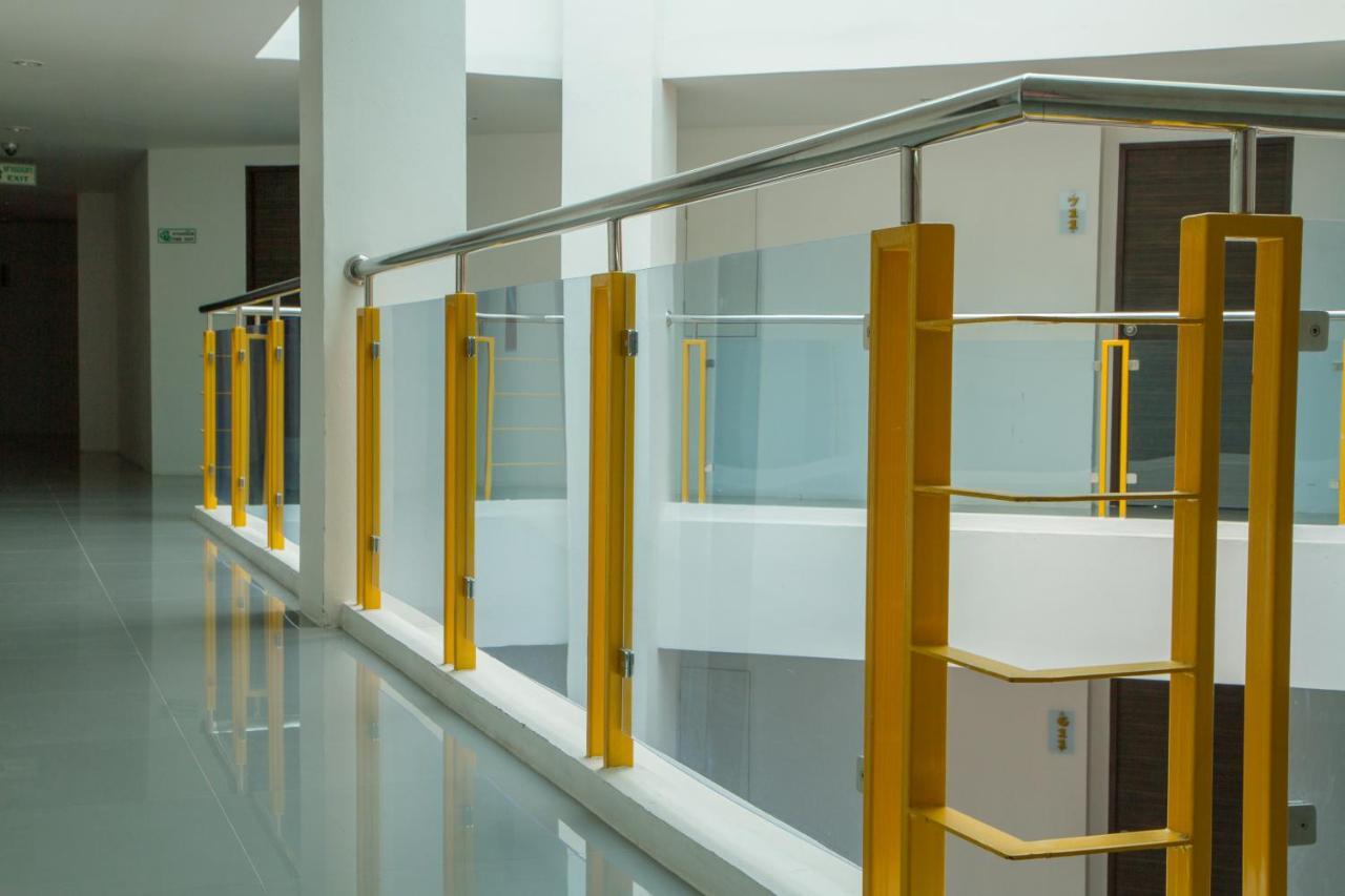 Phuket Twin Hotel מראה חיצוני תמונה