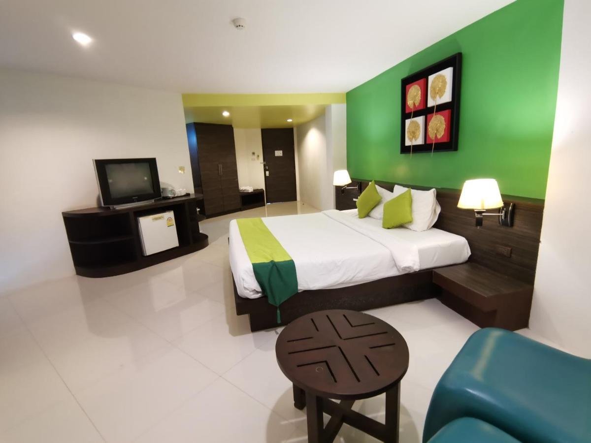 Phuket Twin Hotel מראה חיצוני תמונה